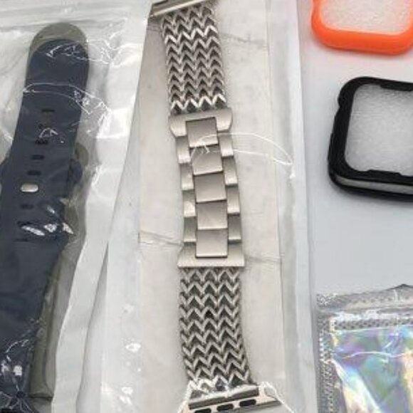 Metallic Zigzag Watch Band, Gold Center Links, Silver & Black Woven Pattern - Picture 4 of 4